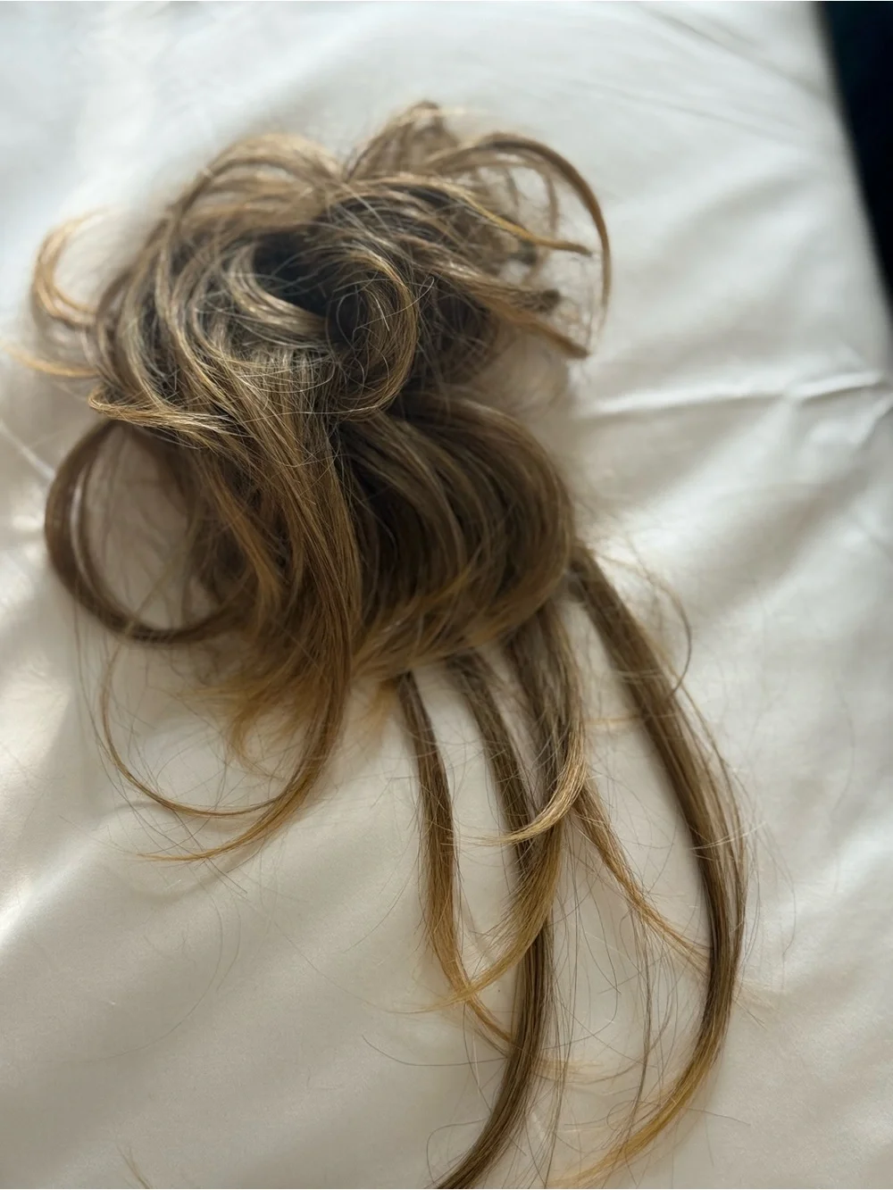 Blonde Ponytail Hair Extension - Instant Volume & Length Clip-In Scrunchie Style